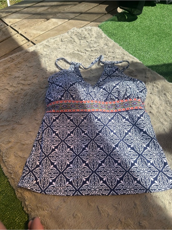La Blanca Other - La Blanca Navy and White Tile-Print Swim Tankini with Multicolor Waist Band